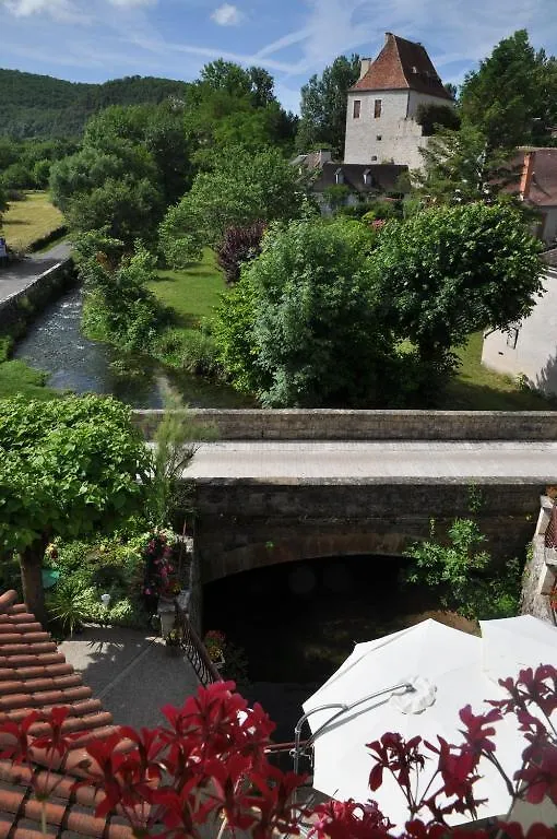 Logis Hotels - Auberge De L'Ile - Hotel 3 Etoiles Et Restaurant Creysse